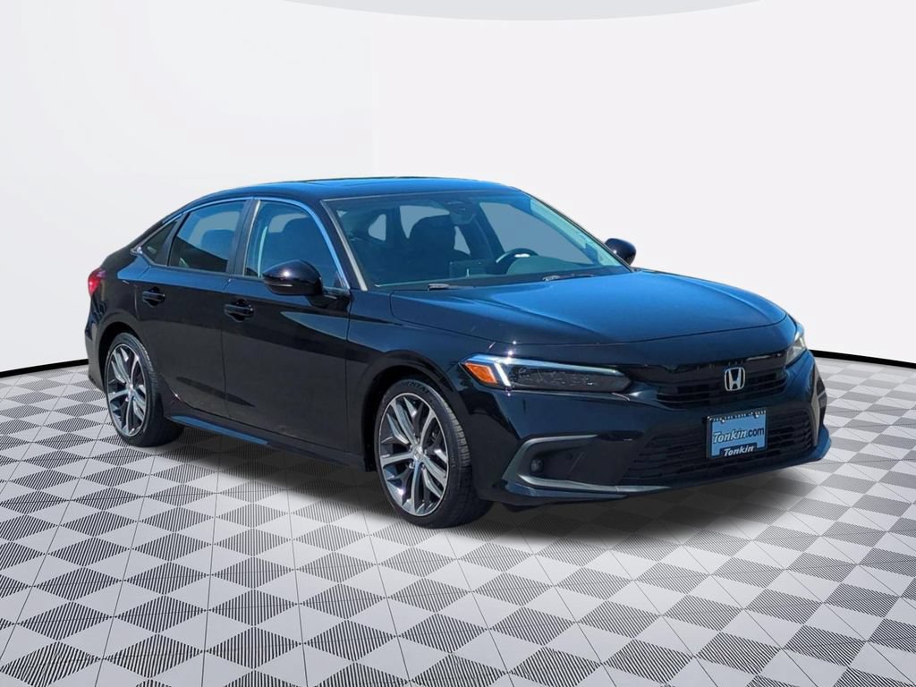 Used 2022 Honda Civic Touring image 8