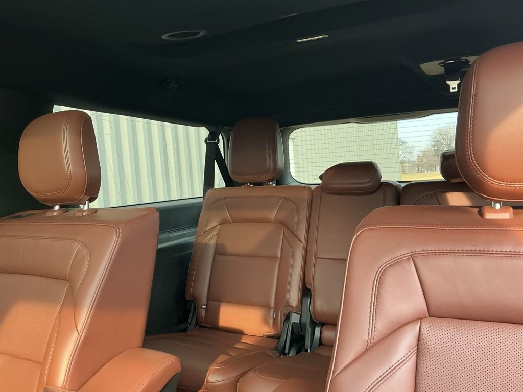 Used 2025 Lincoln Navigator L Reserve image 22