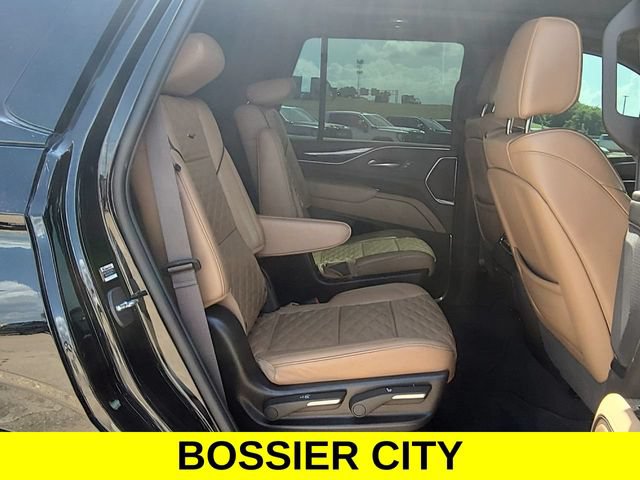 Certified 2023 Cadillac Escalade Premium Luxury w/ LPO, Radiant Package RWD image 28