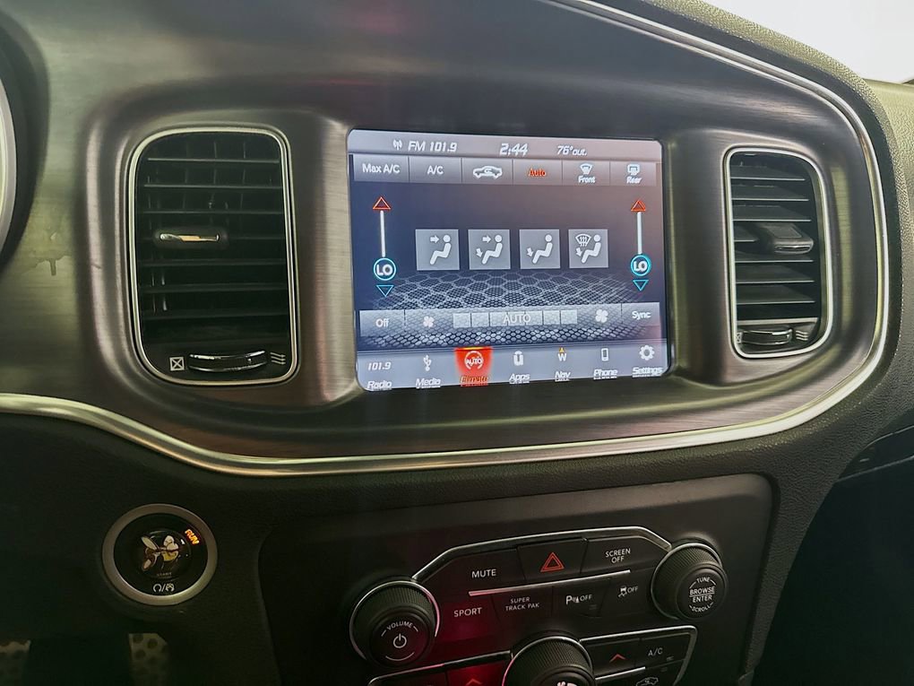 Used 2018 Dodge Charger R/T Scat Pack w/ Dynamics Package RWD image 19