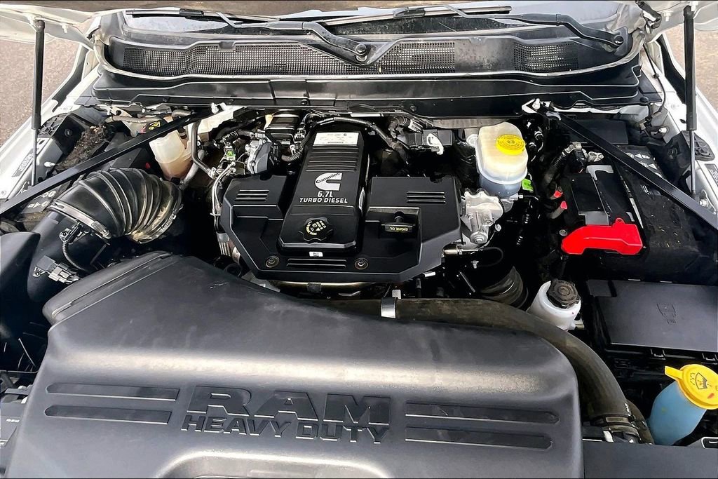 Used 2022 RAM 3500 Laramie w/ Safety Group B image 10