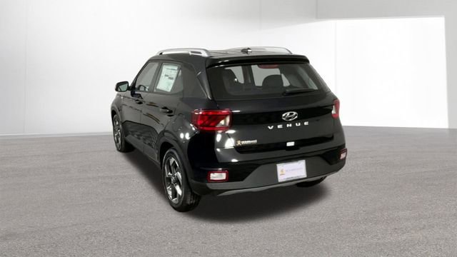 Certified 2025 Hyundai Venue SEL image 8