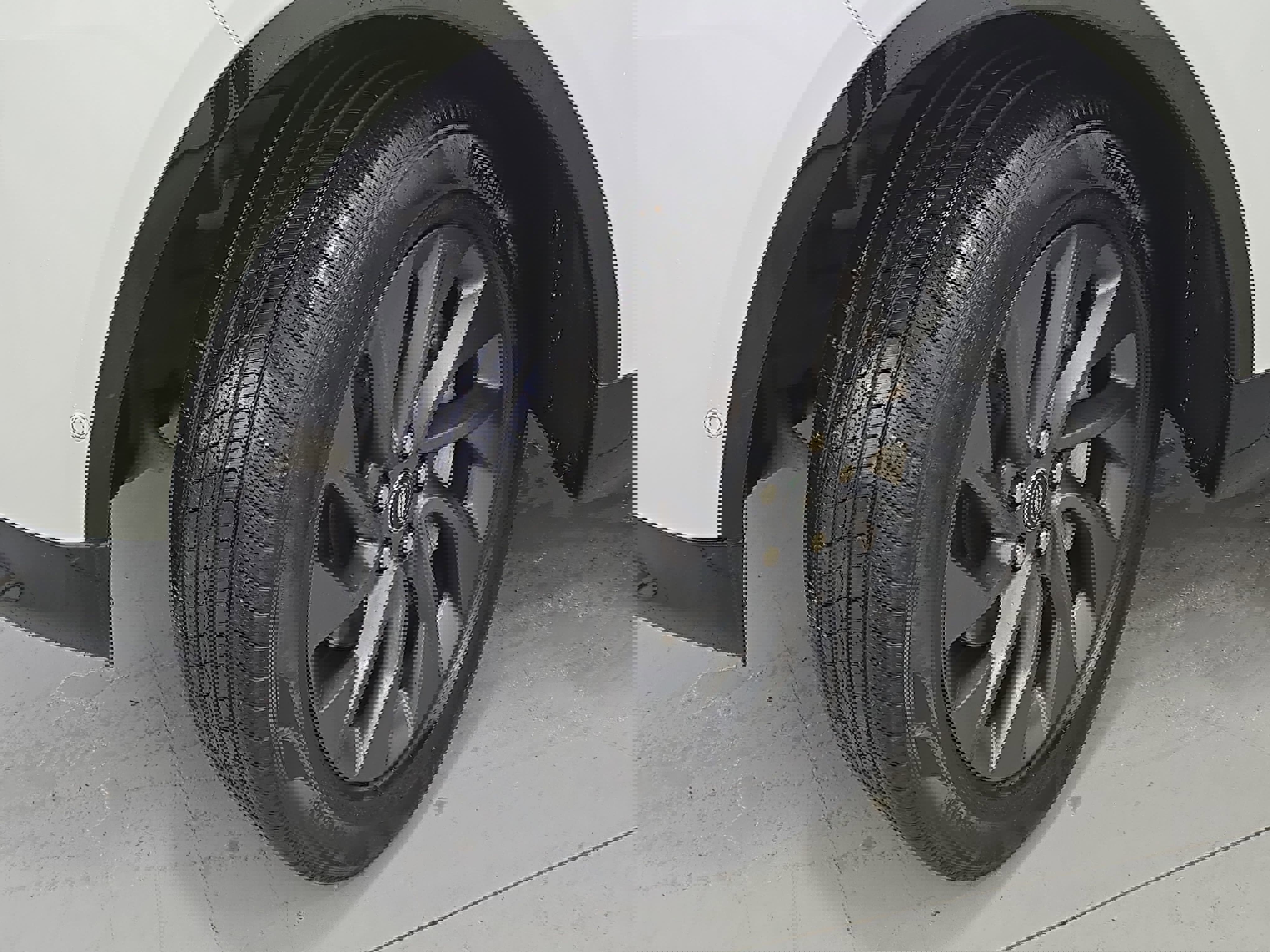 Used 2022 Land Rover Discovery S R-Dynamic image 33