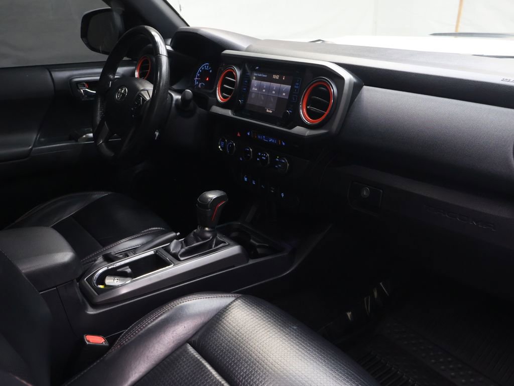 Used 2017 Toyota Tacoma TRD Pro image 11