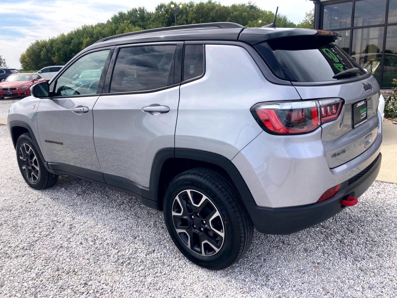 Used 2019 Jeep Compass Trailhawk image 10