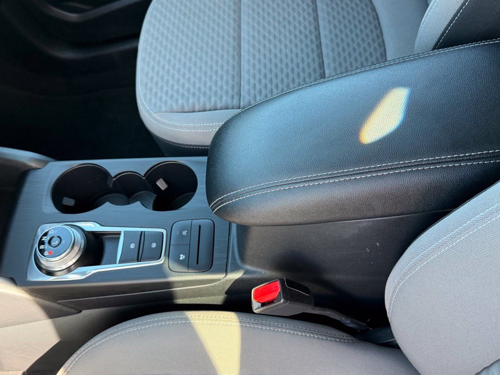 Certified 2021 Ford Escape SE FWD image 16