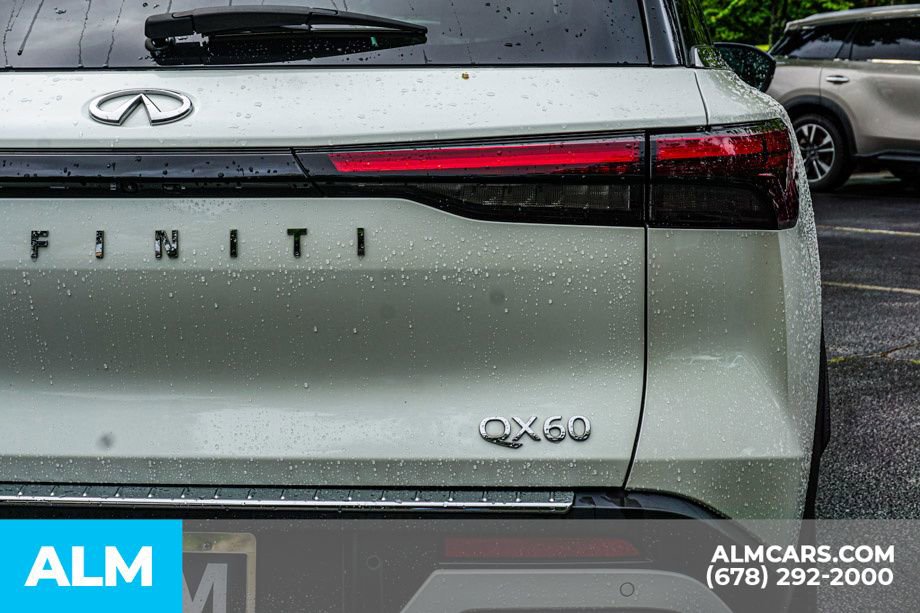 Used 2023 INFINITI QX60 Luxe w/ Cargo Package FWD image 13
