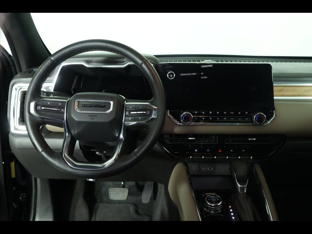 Used 2023 GMC Canyon Denali image 15