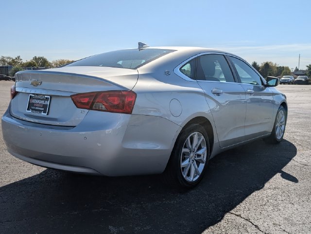 Used 2017 Chevrolet Impala LT w/ Convenience Package FWD image 7