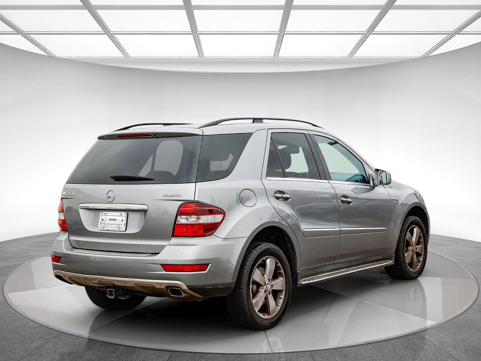 Used 2011 Mercedes-Benz ML 350 4MATIC image 3