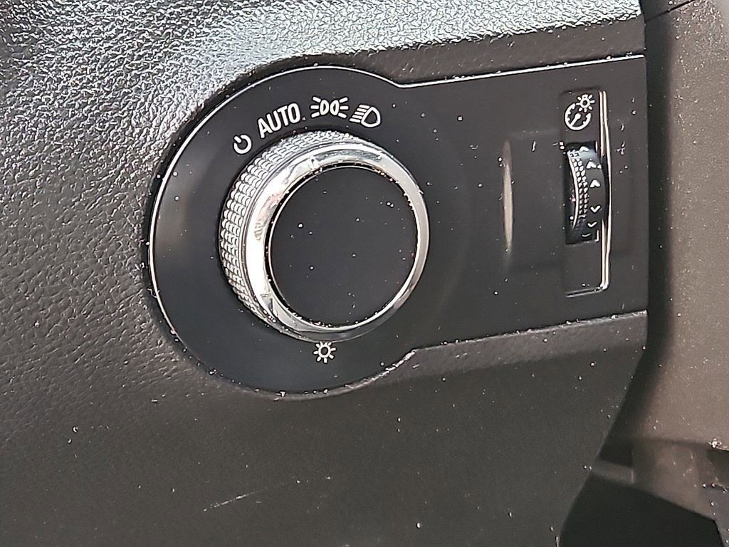 Used 2013 Chevrolet Camaro LS RWD image 18