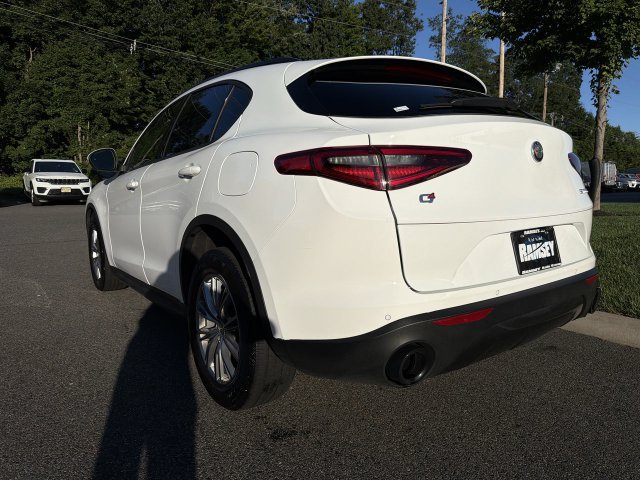 Used 2023 Alfa Romeo Stelvio Sprint AWD/4WD image 6