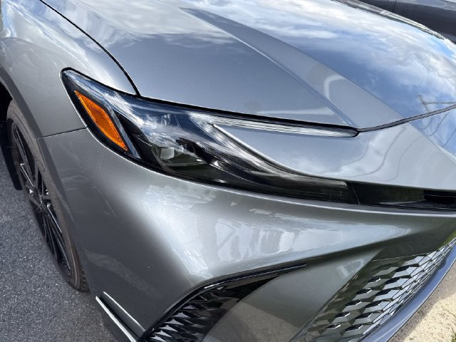 Used 2026 Toyota Camry XSE FWD image 18