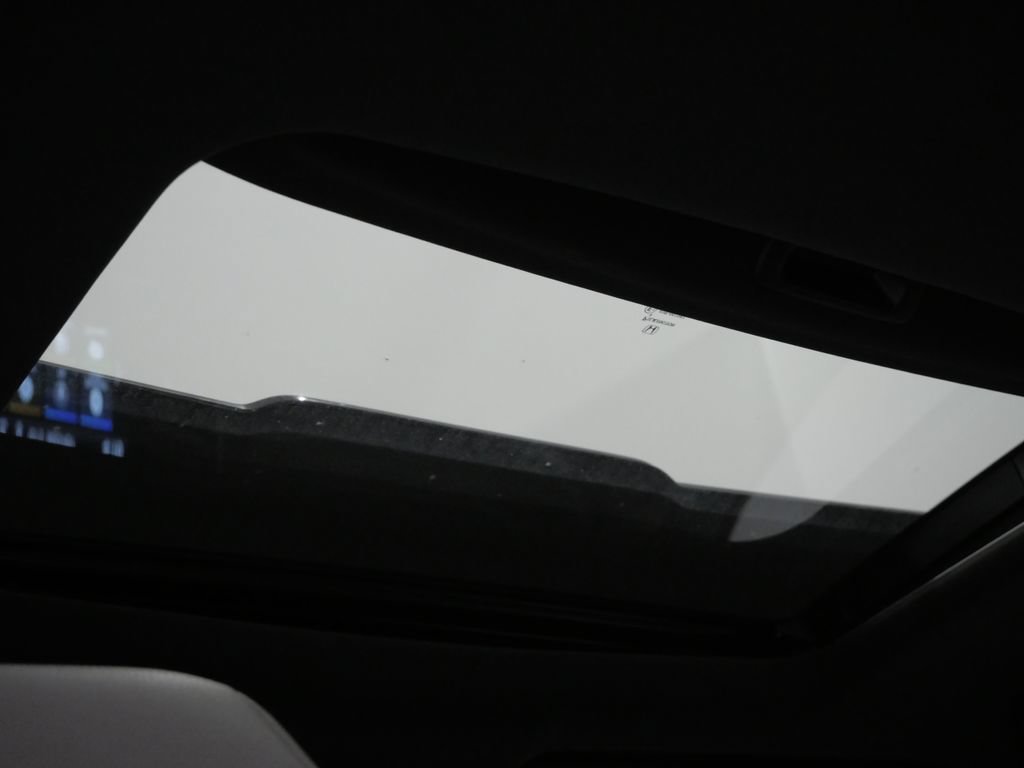 Used 2023 Honda Passport EX-L image 4