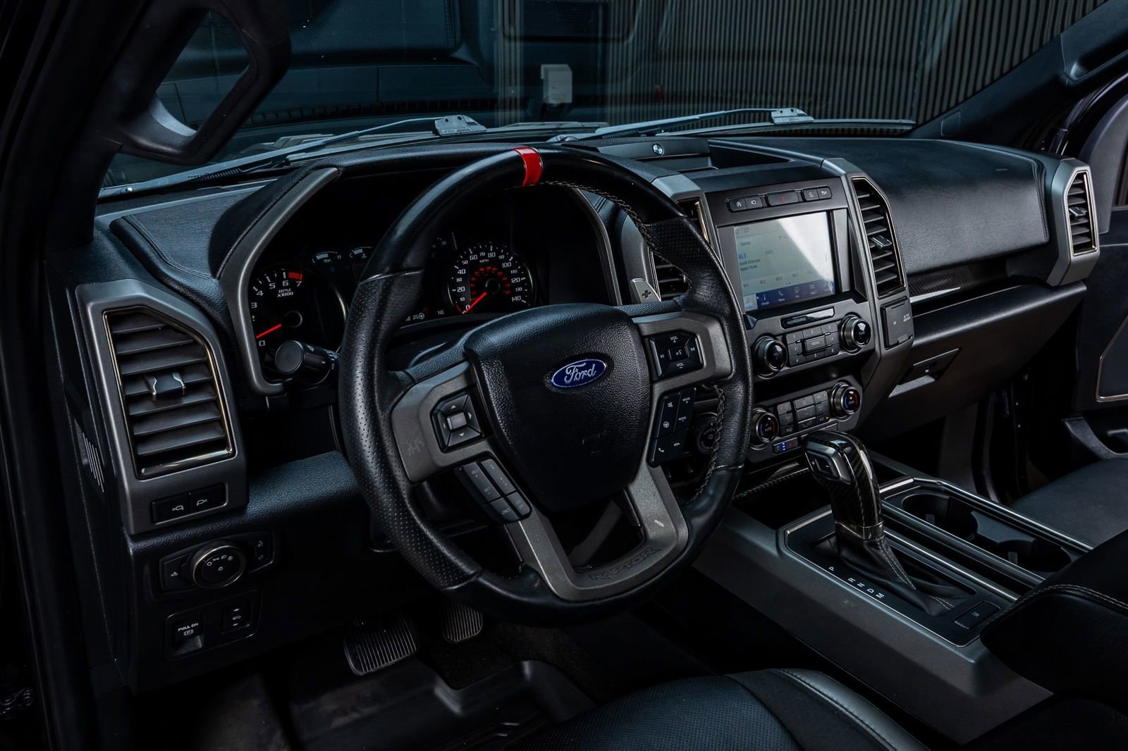 Used 2020 Ford F150 Raptor w/ Equipment Group 802A Luxury AWD/4WD image 17