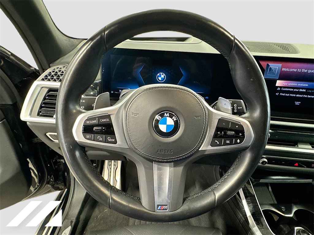 Used 2023 BMW X7 xDrive40i w/ M Sport Package image 11