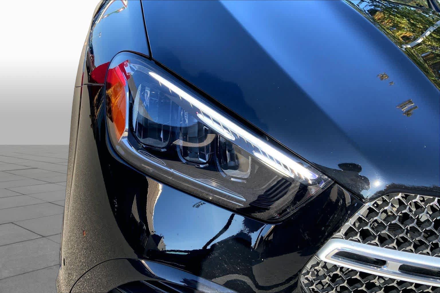Certified 2025 Mercedes-Benz GLE 450 4MATIC image 26