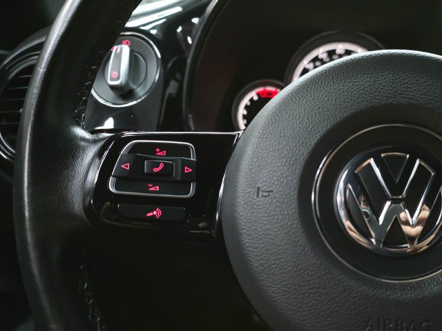 Used 2019 Volkswagen Beetle 2.0T S FWD image 17