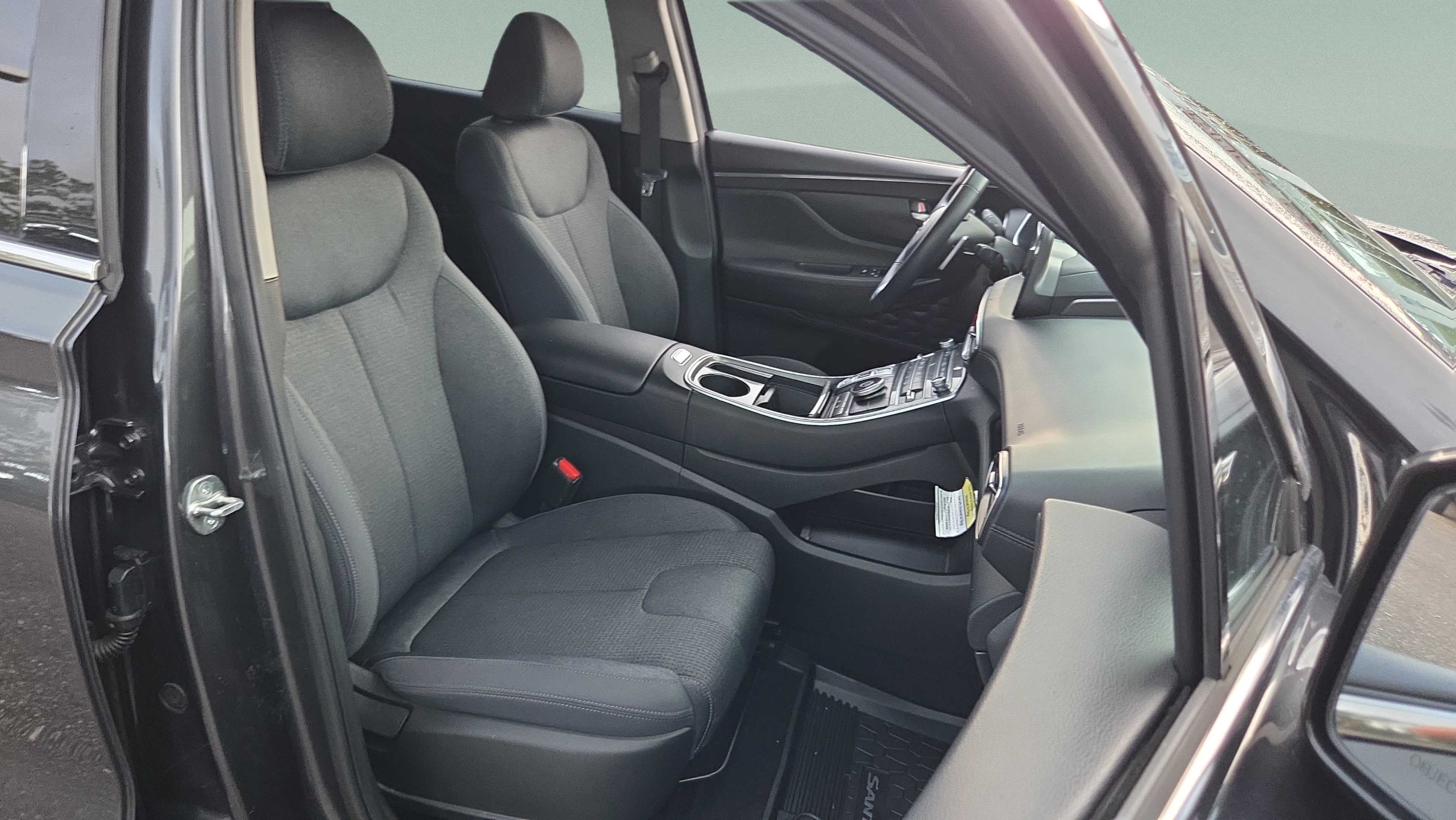 Used 2023 Hyundai Santa Fe SEL FWD image 15