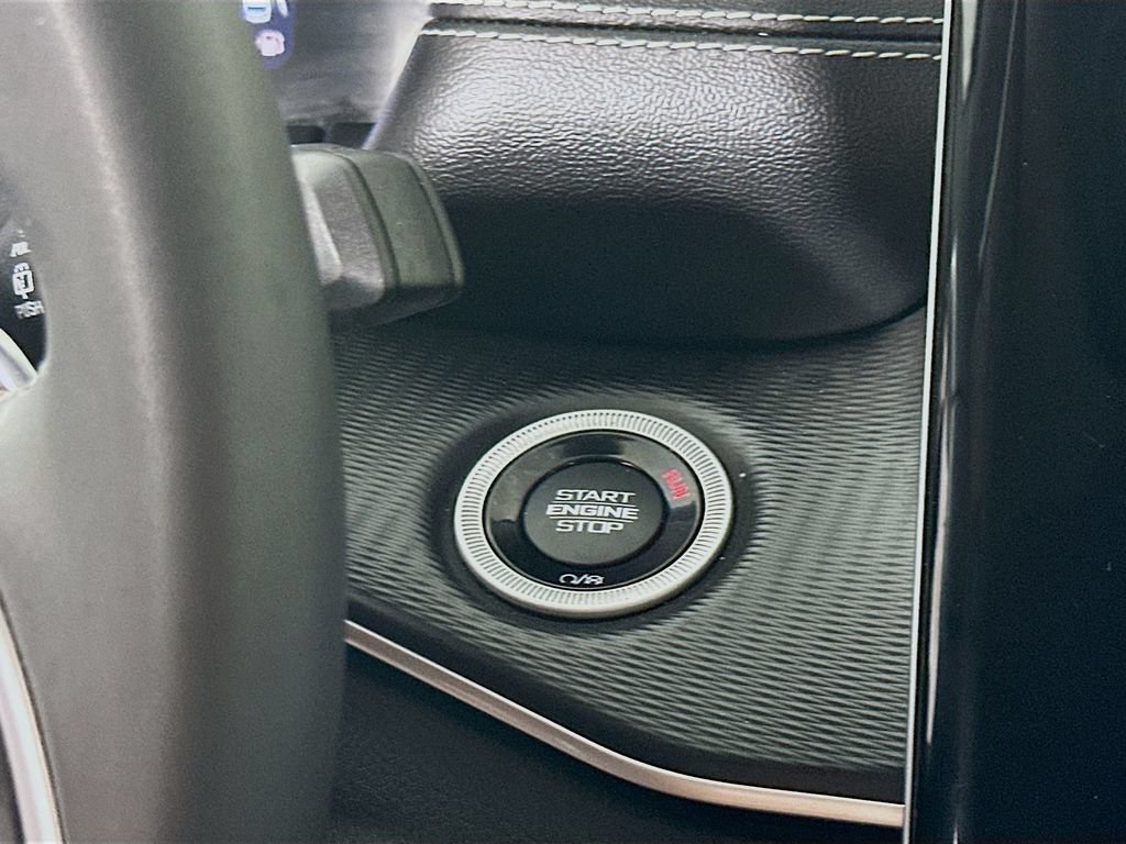 Certified 2023 Jeep Grand Cherokee Laredo w/ Luxury Tech Group I AWD/4WD image 23