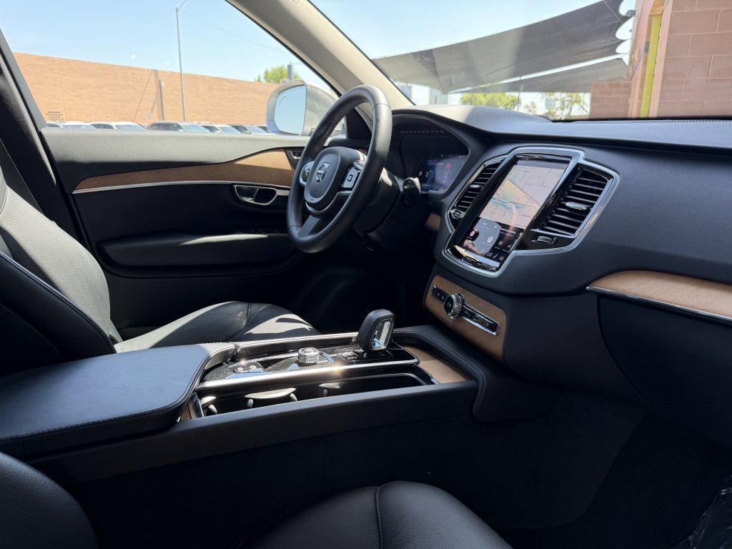 Used 2024 Volvo XC90 T8 Plus w/ Protection Package Premier AWD/4WD image 45