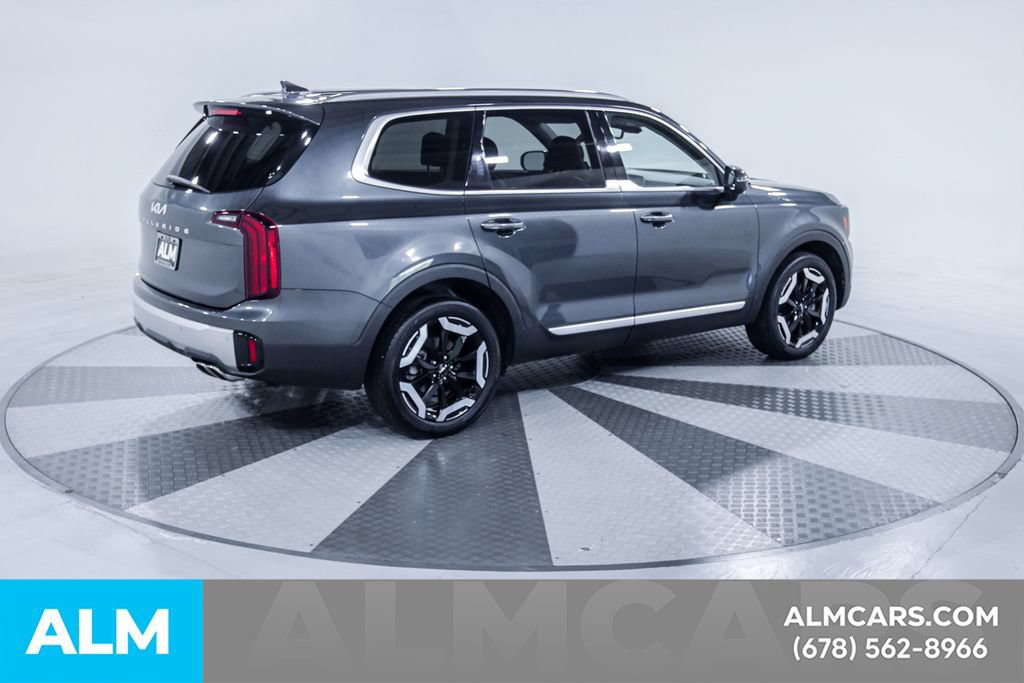Used 2023 Kia Telluride S w/ S Sunroof Package FWD image 10