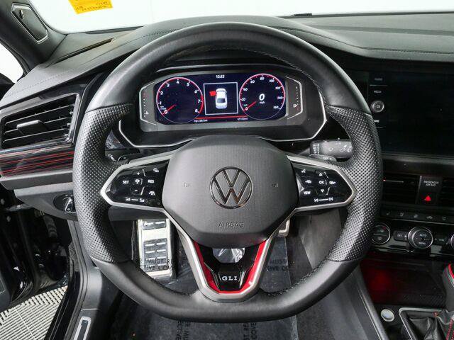 Used 2022 Volkswagen Jetta GLI Autobahn FWD image 17