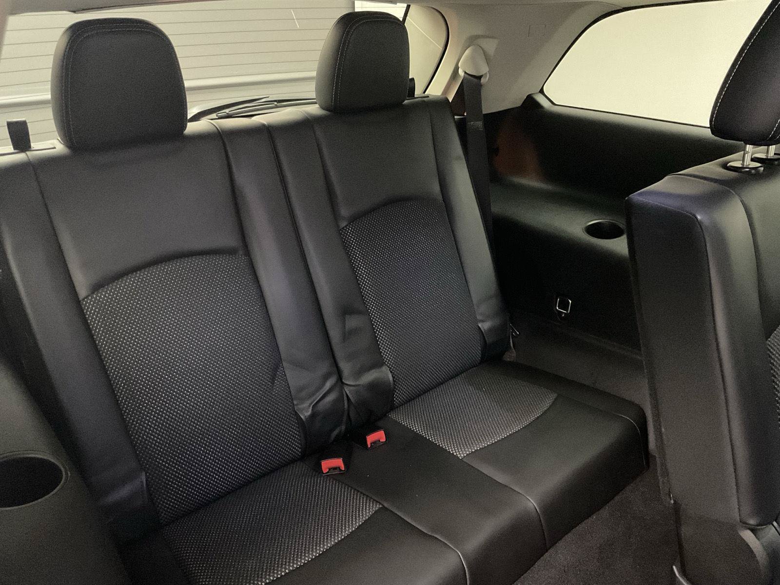 Used 2017 Dodge Journey Crossroad w/ Popular Equipment Group FWD image 27
