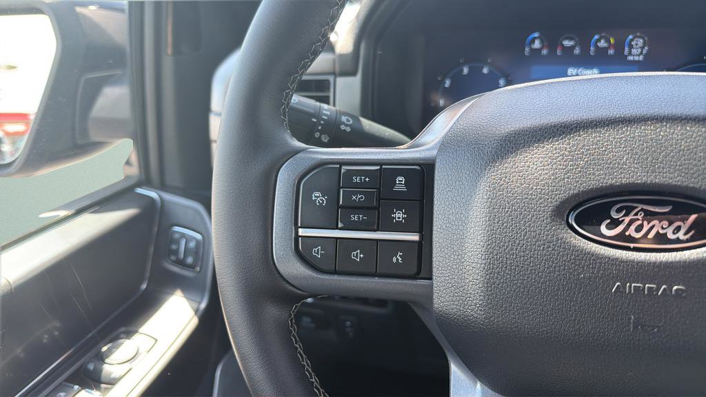 Used 2025 Ford F150 Lariat w/ Equipment Group 502A High AWD/4WD image 27