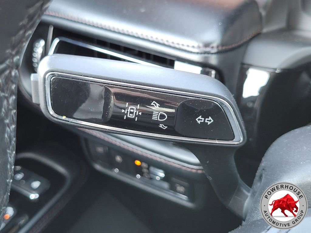 Used 2021 Lincoln Aviator Reserve w/ Equipment Group 201A RWD image 32