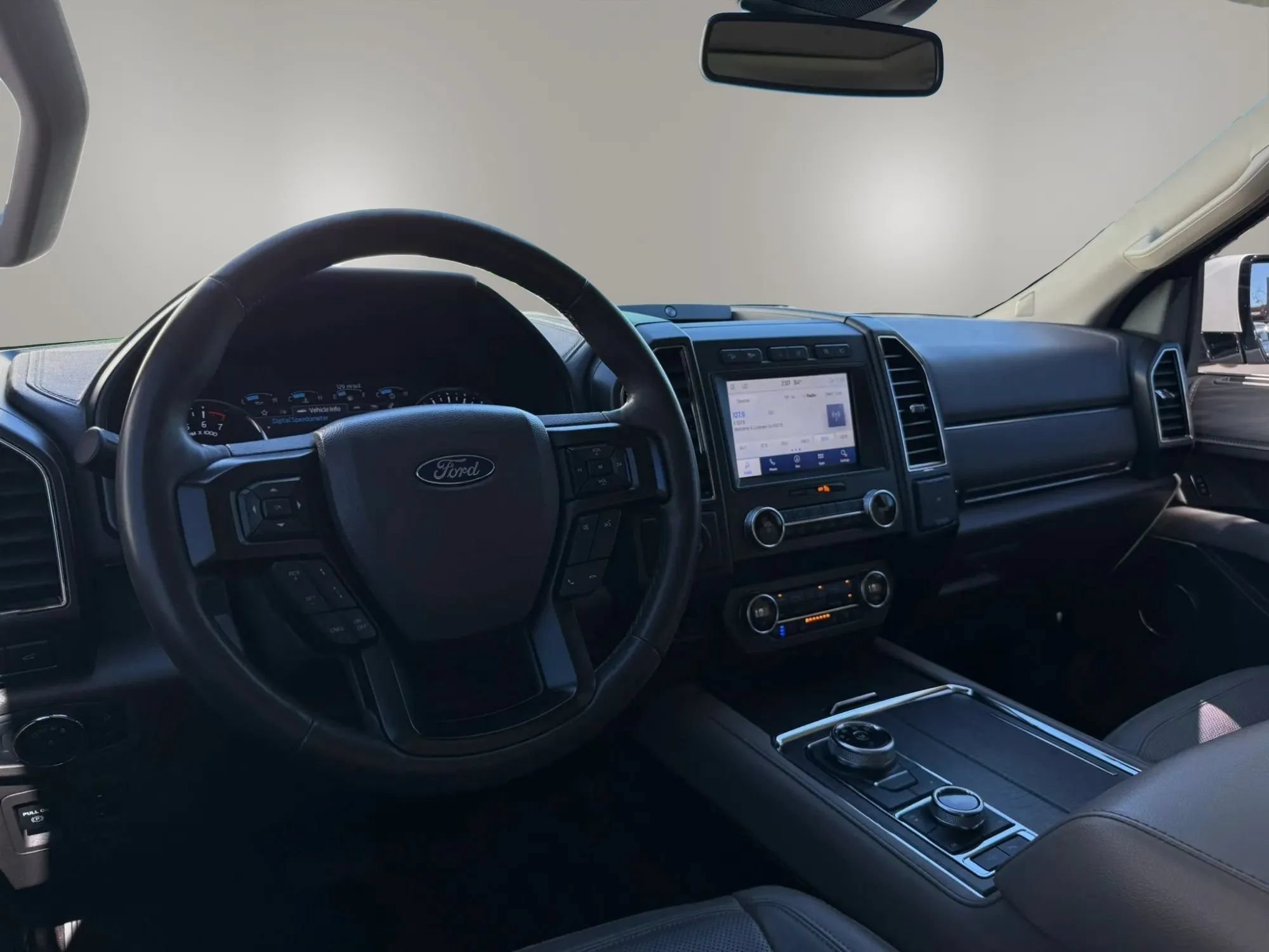 Used 2020 Ford Expedition Limited w/ Equipment Group 302A AWD/4WD image 20