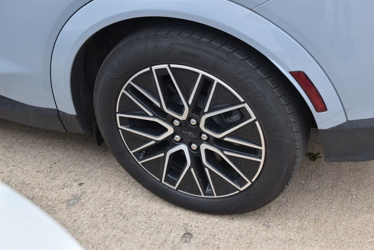 Certified 2025 Ford Mustang Mach-E Premium RWD image 10