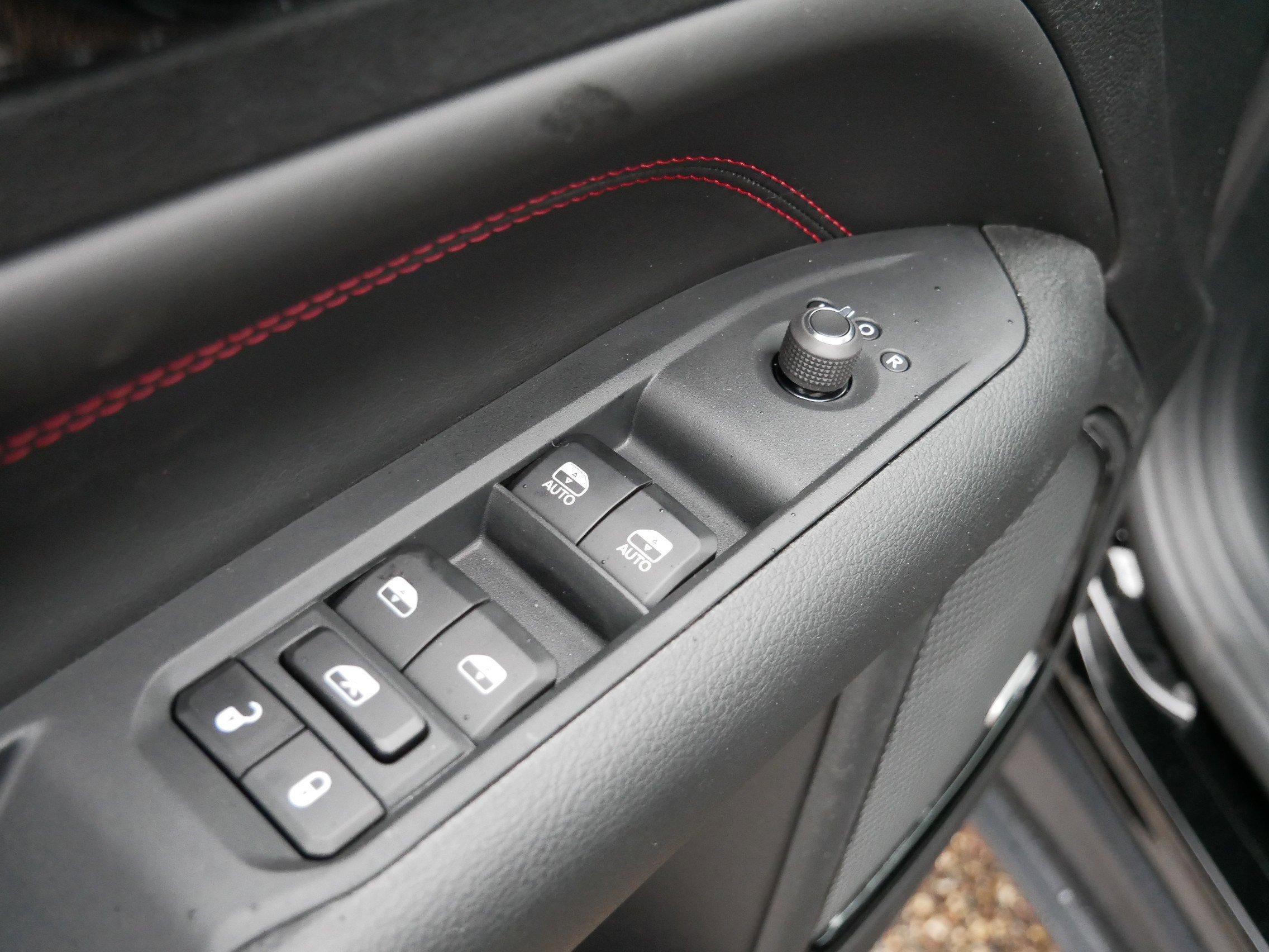 New 2026 Jeep Compass Trailhawk w/ Sun, Sound & Navigation Group image 12