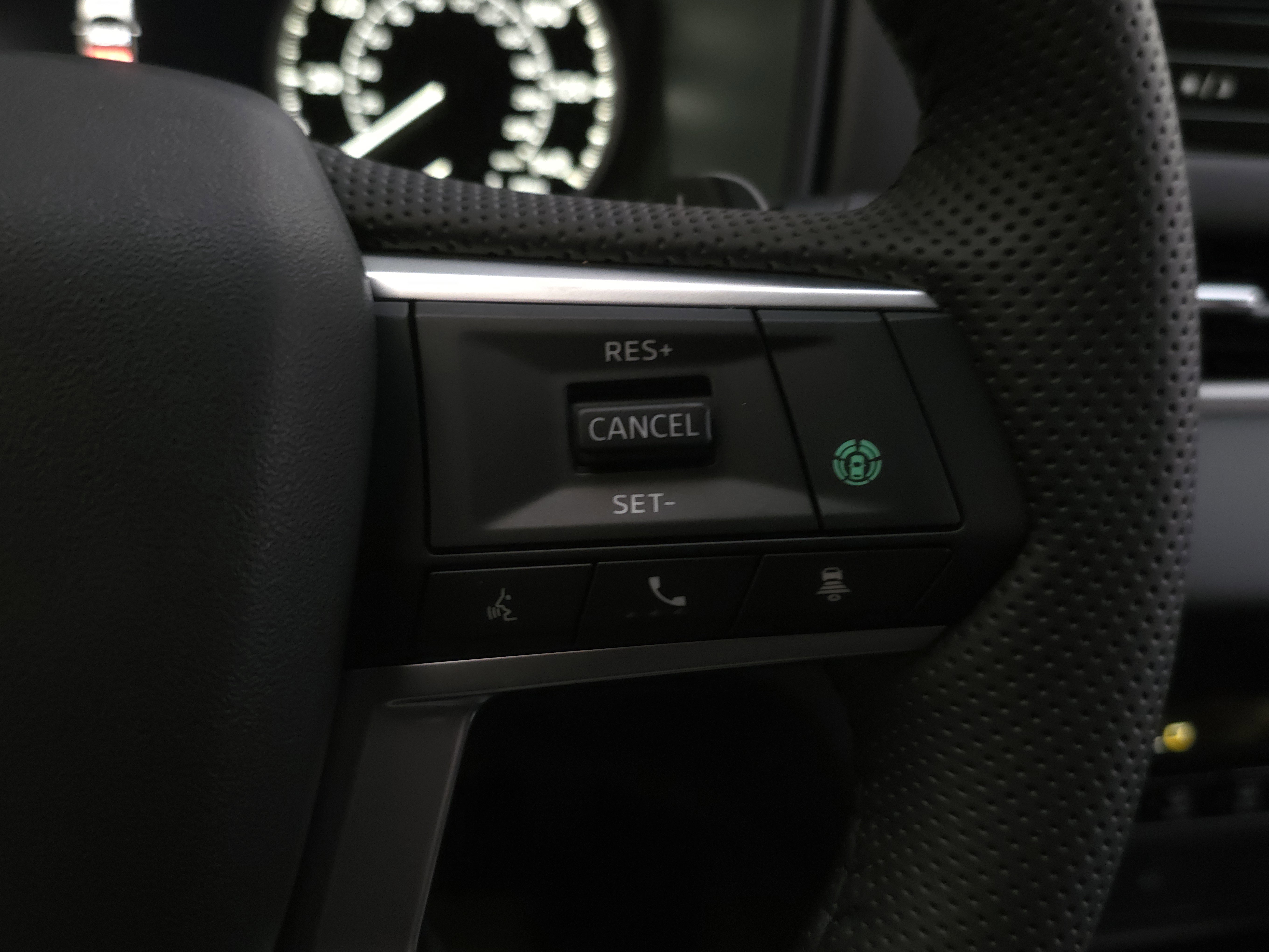 New 2025 Mitsubishi Outlander SE image 13