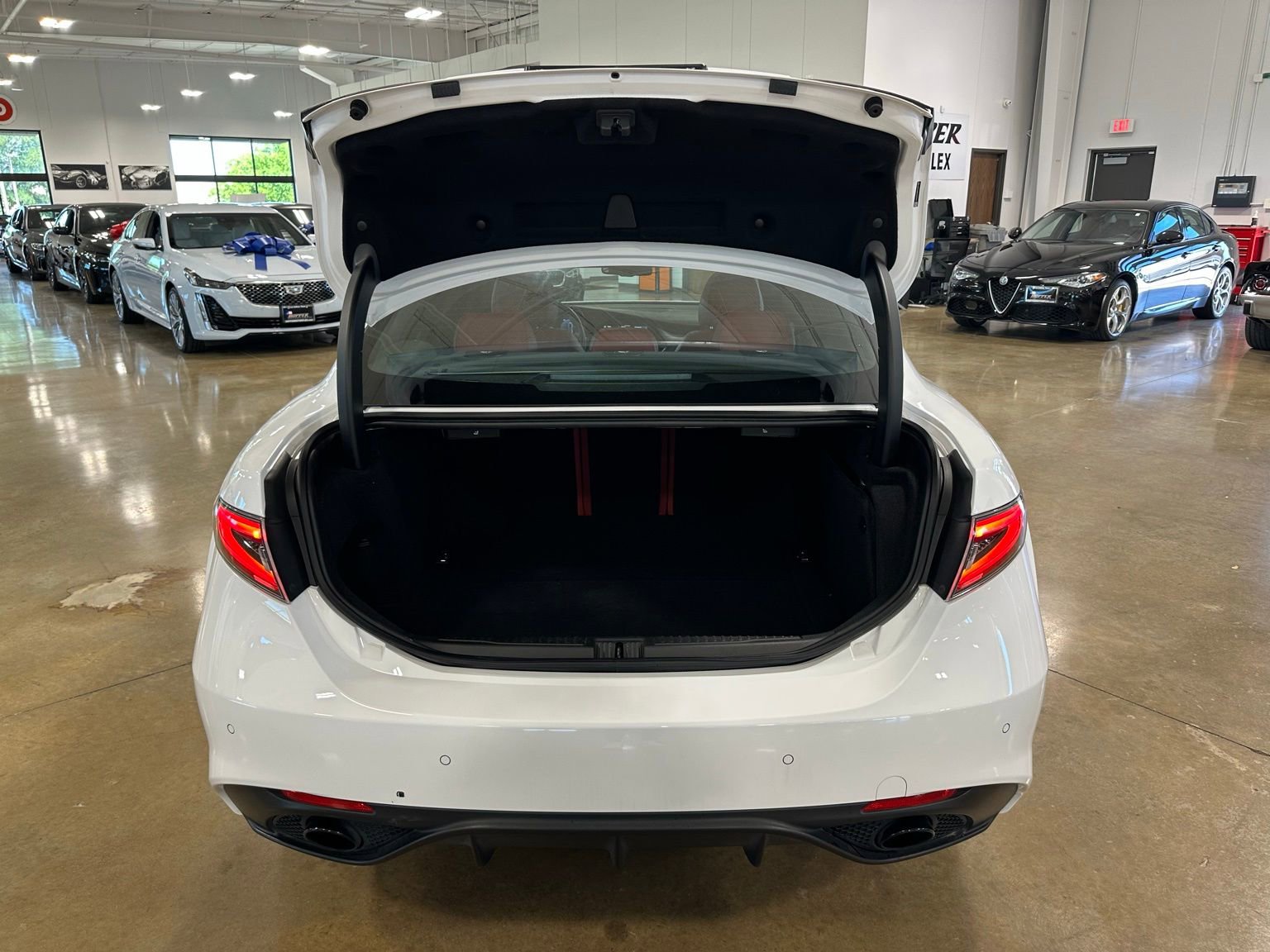 Used 2024 Alfa Romeo Giulia Veloce image 43