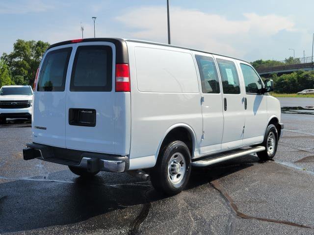 Used 2023 Chevrolet Express 2500 RWD 2500 135 w/ Driver Convenience Package image 4