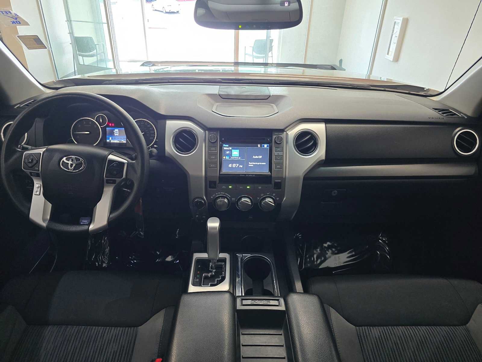 Used 2017 Toyota Tundra SR5 w/ TRD Off Road Package AWD/4WD image 10