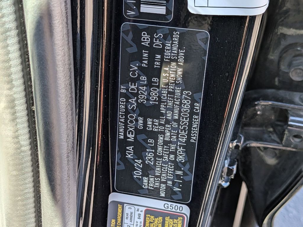 Used 2025 Kia K4 LXS image 34