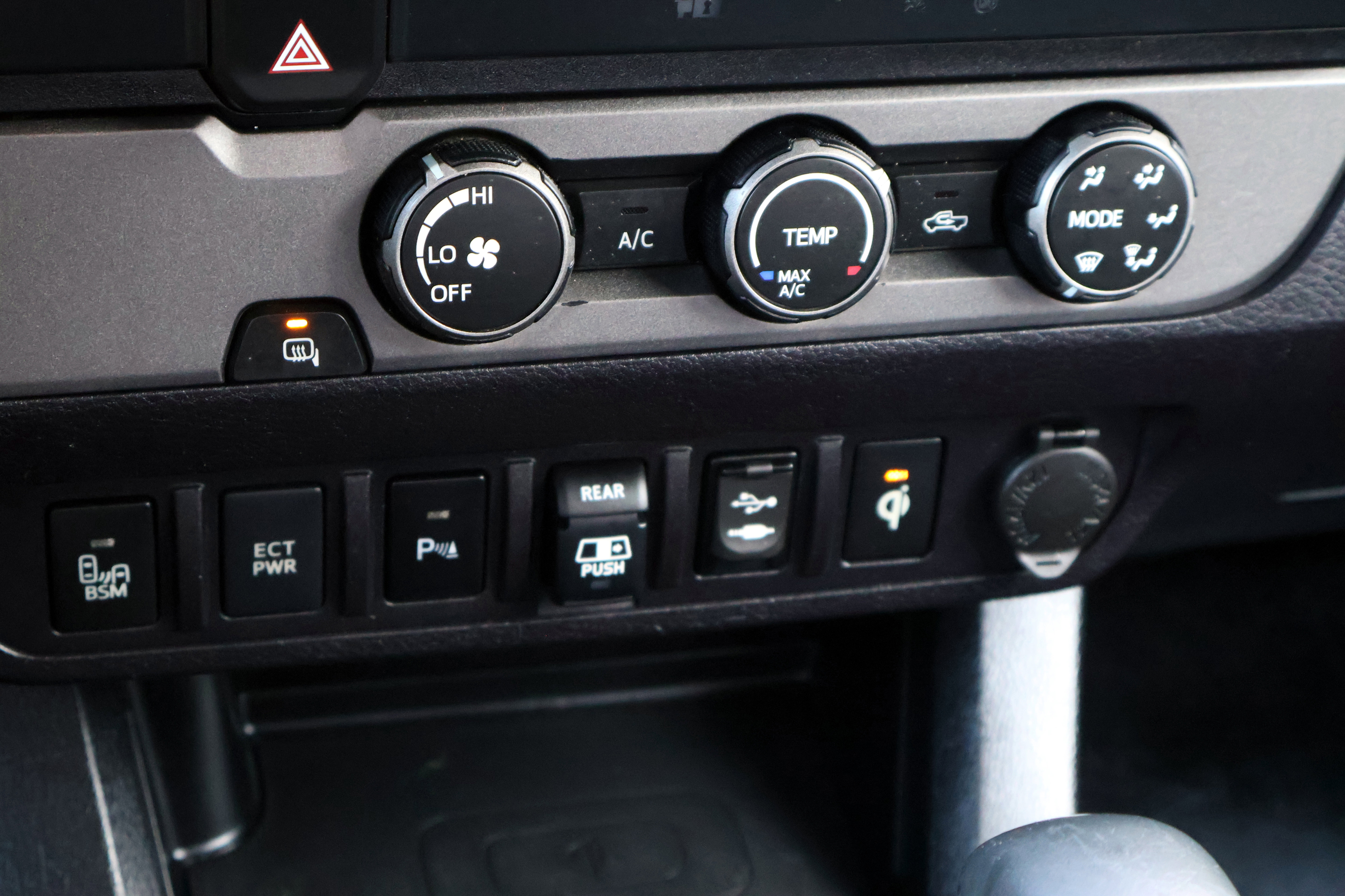 Used 2019 Toyota Tacoma TRD Sport image 28