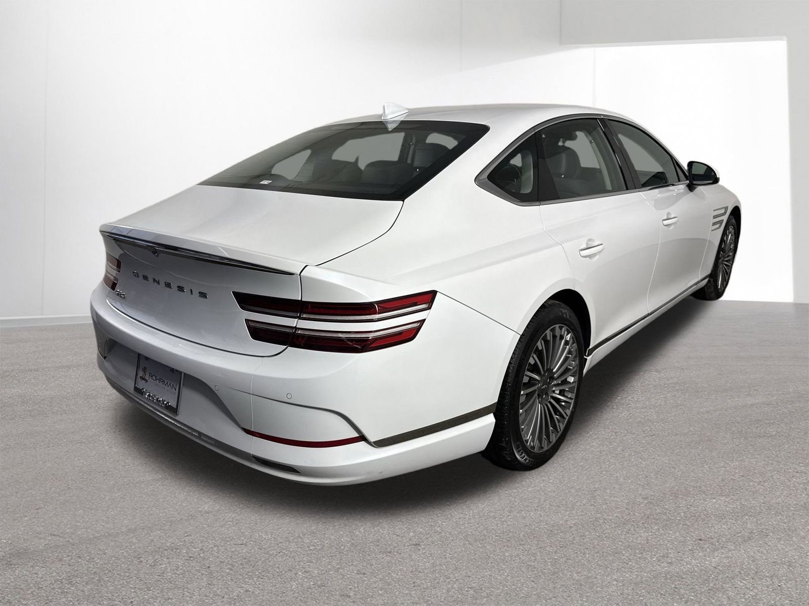 Used 2024 Genesis G80 image 33