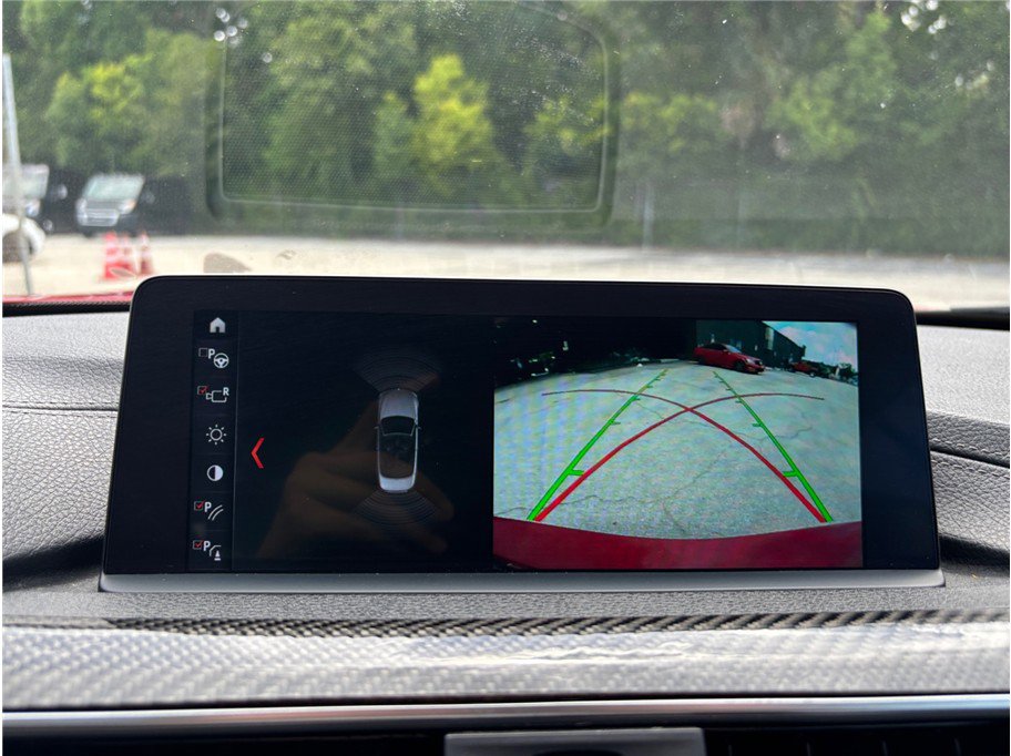 Used 2020 BMW M4 Convertible w/ Competition Package image 35