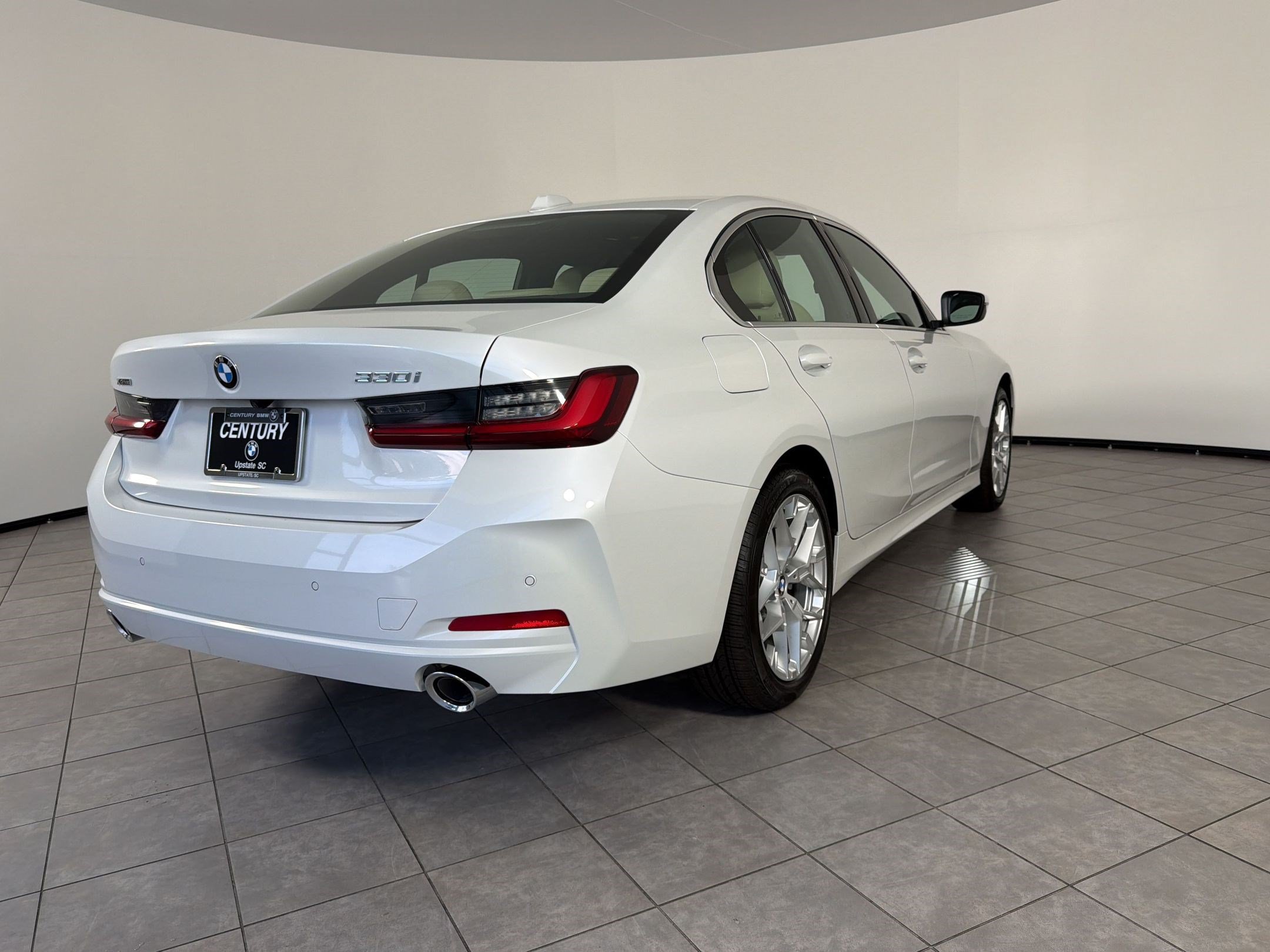 Used 2026 BMW 330i xDrive Sedan w/ Convenience Package AWD/4WD image 9