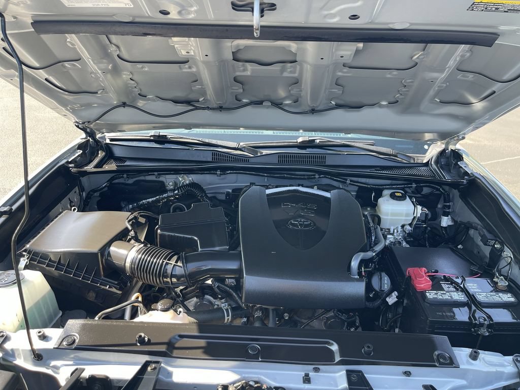 Used 2019 Toyota Tacoma TRD Off-Road AWD/4WD image 30