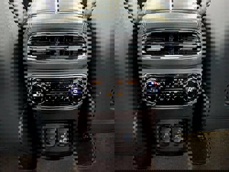 Used 2022 Genesis GV80 3.5T w/ Prestige Package 07 image 25