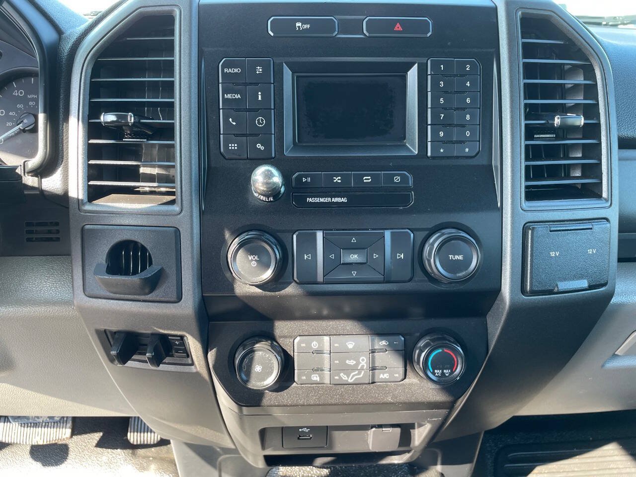 Used 2020 Ford F250 XL w/ Power Equipment Group RWD image 15