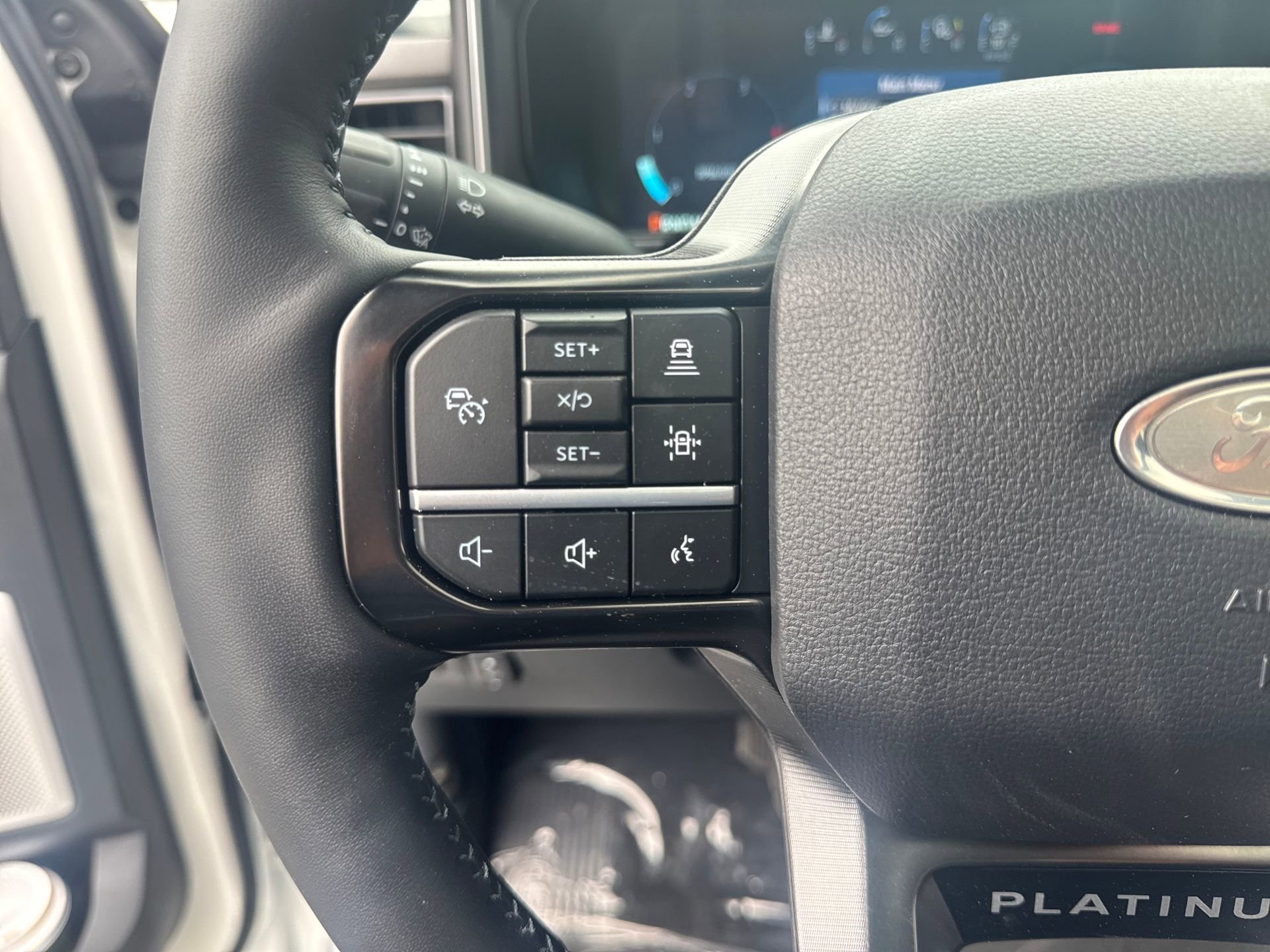 New 2026 Ford F250 Platinum image 37