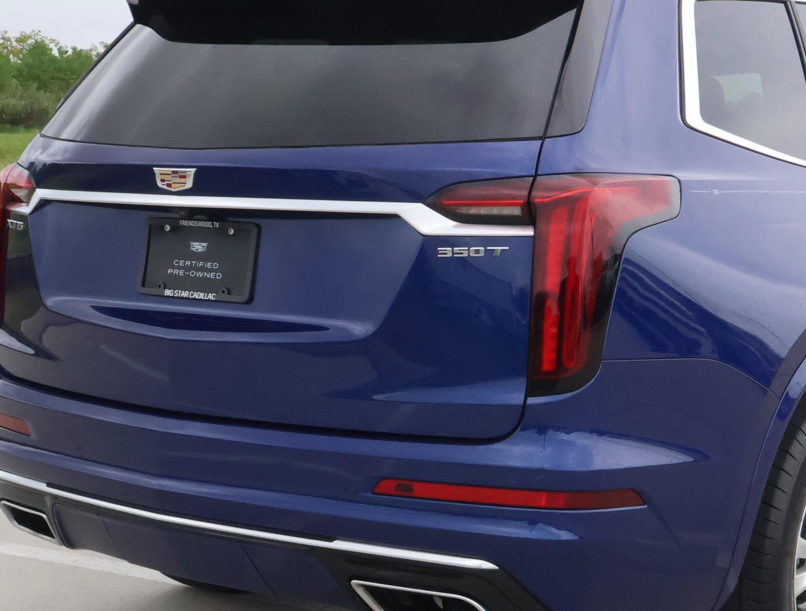 Certified 2025 Cadillac XT6 Luxury FWD image 9