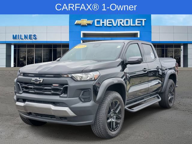Certified 2025 Chevrolet Colorado Trail Boss AWD/4WD image 2