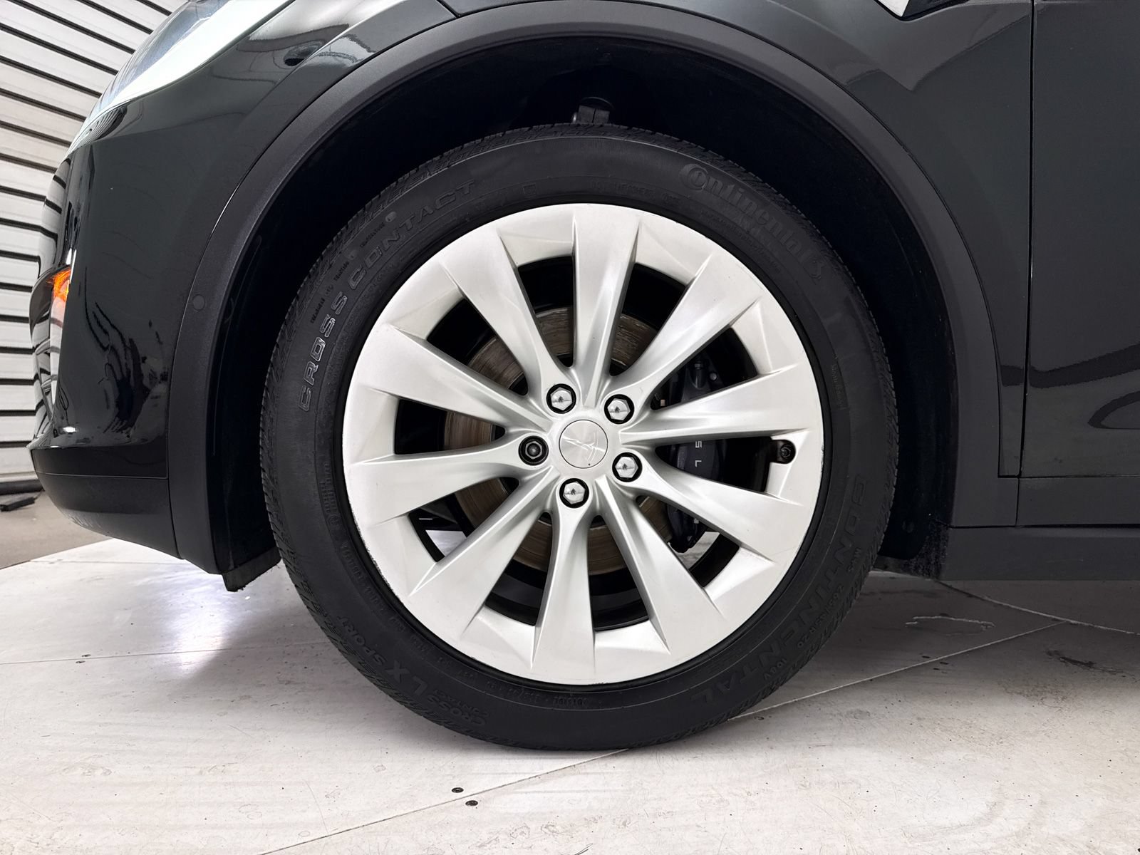 Used 2019 Tesla Model X Long Range AWD/4WD image 13