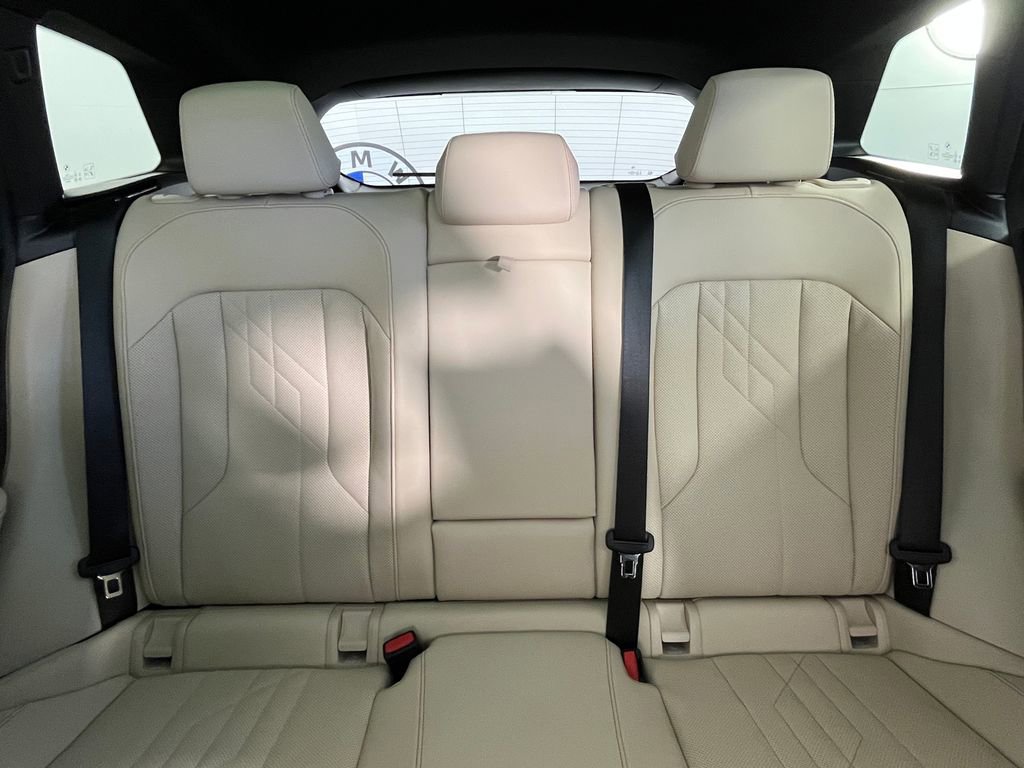 Certified 2025 BMW X3 xDrive30i w/ Premium Package AWD/4WD image 18
